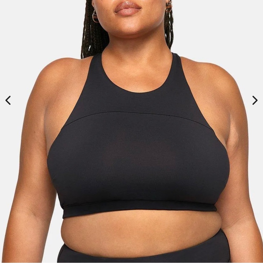 TechSweat™ Crop Top / Sports Bra